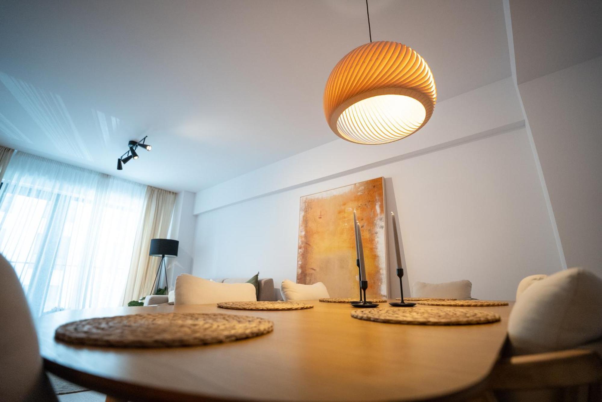 The Level Sanctuary: Free Parking & Netflix Lägenhet Bukarest Exteriör bild