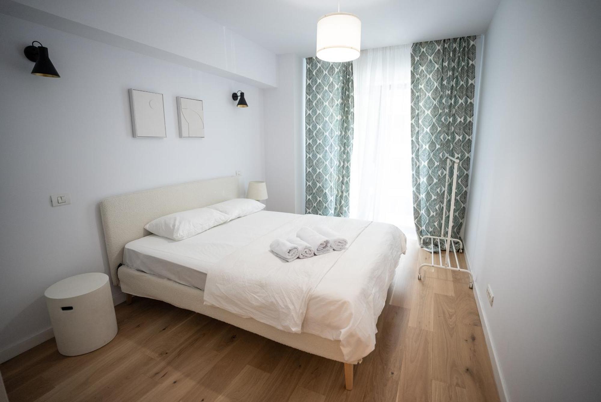 The Level Sanctuary: Free Parking & Netflix Lägenhet Bukarest Exteriör bild