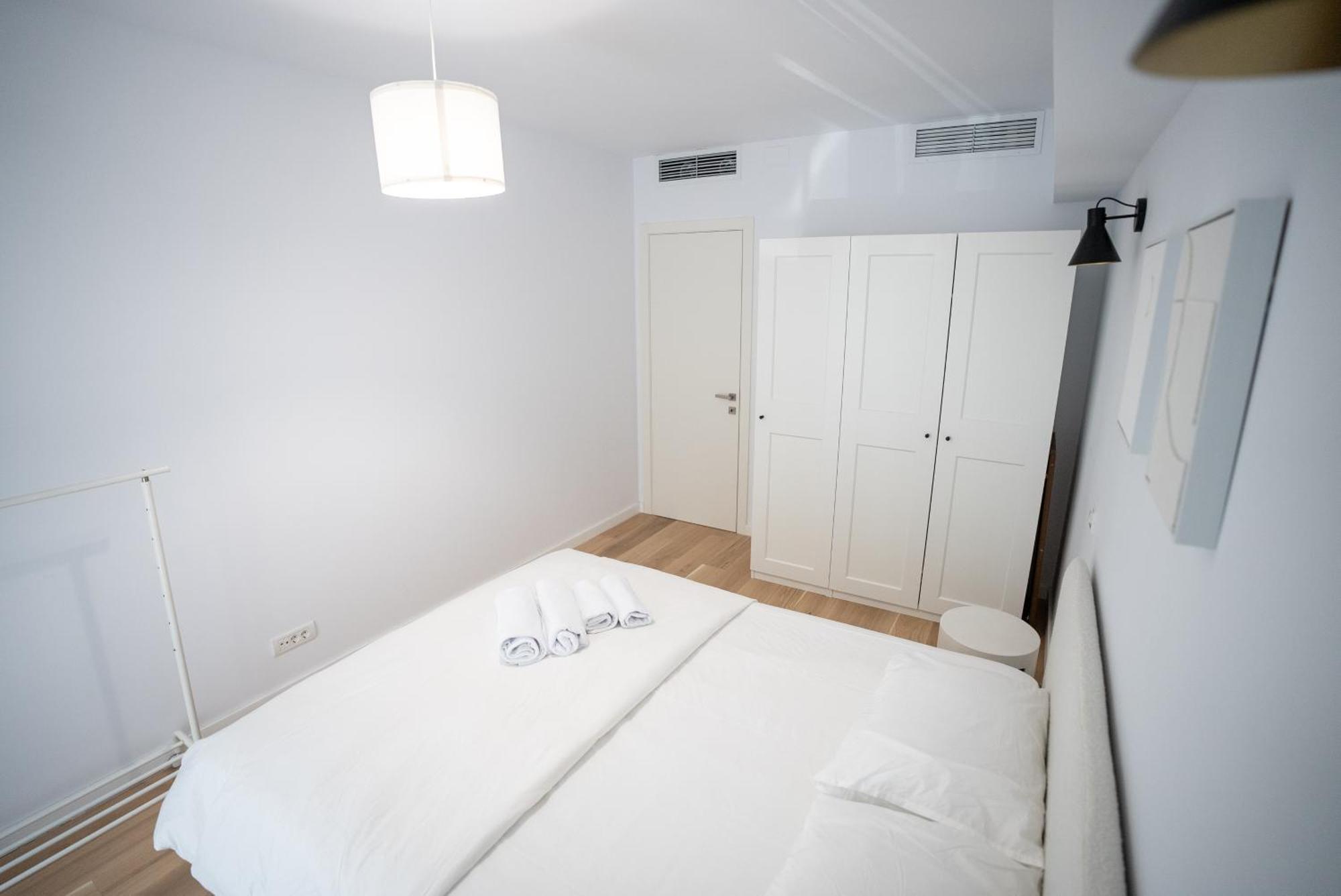 The Level Sanctuary: Free Parking & Netflix Lägenhet Bukarest Exteriör bild