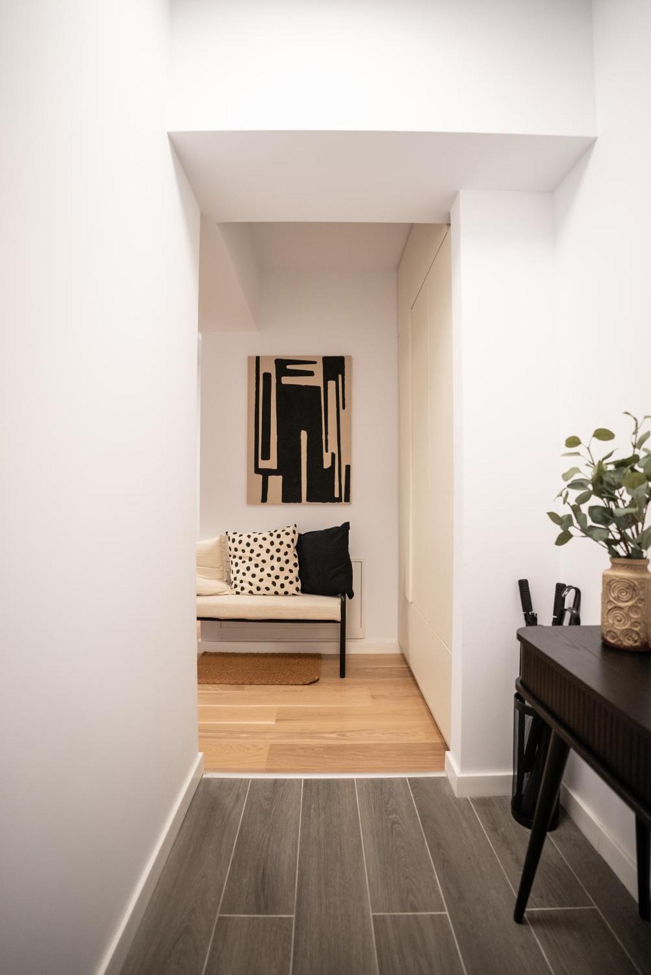 The Level Sanctuary: Free Parking & Netflix Lägenhet Bukarest Exteriör bild
